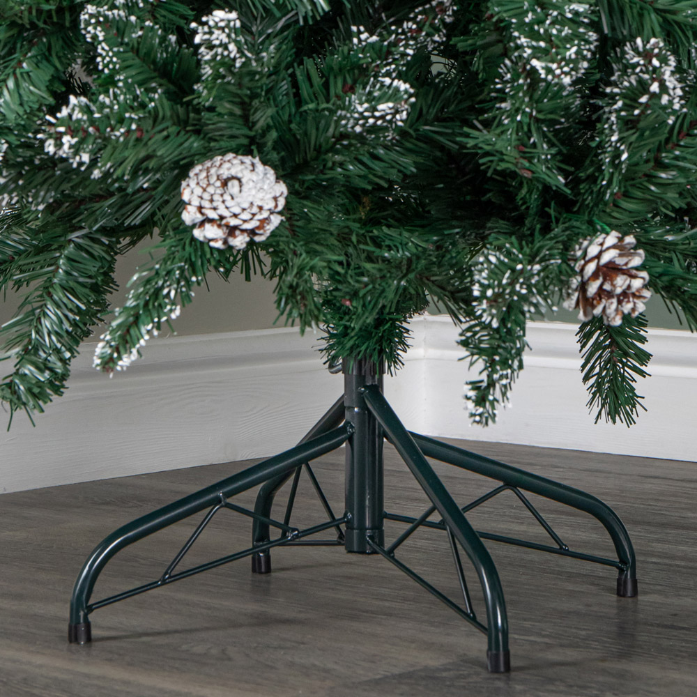 Samuel Alexander Rocky Mountain Pine Artificial Christmas Tree with 526 Snow Tipped Branches 5ft Image 6