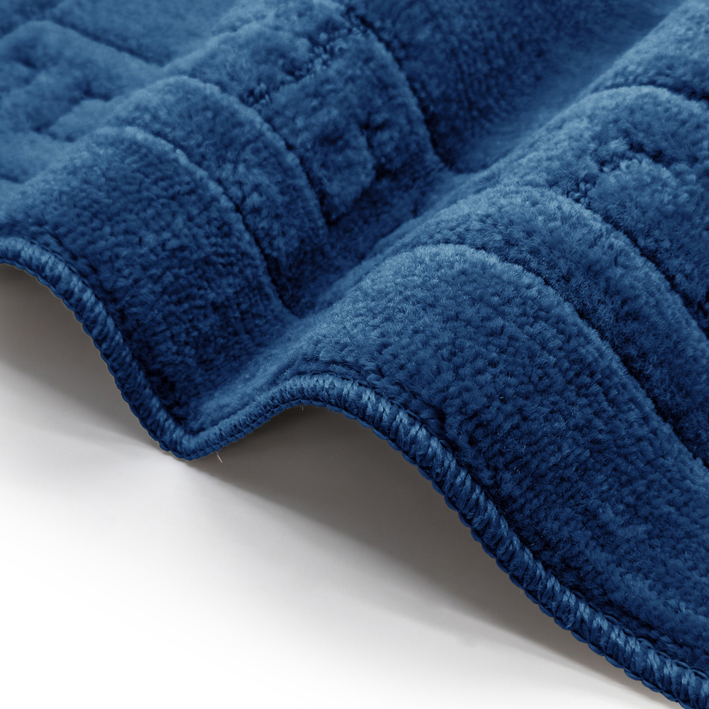 Velosso Greek Key Navy Bath Mat Set Image 4