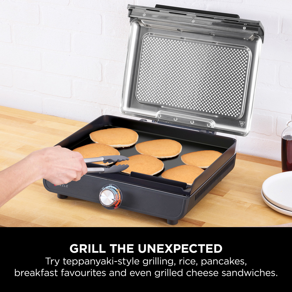 Ninja GR101UK Sizzle Low Smoke Indoor Grill and Flat Plate Image 6