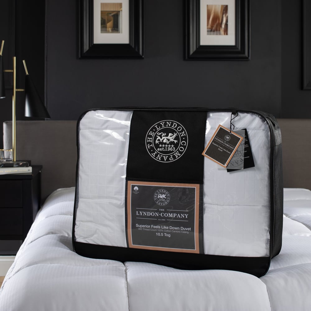 The Lyndon Company King Size Superior Fibre Duvet 10.5Tog Image 2