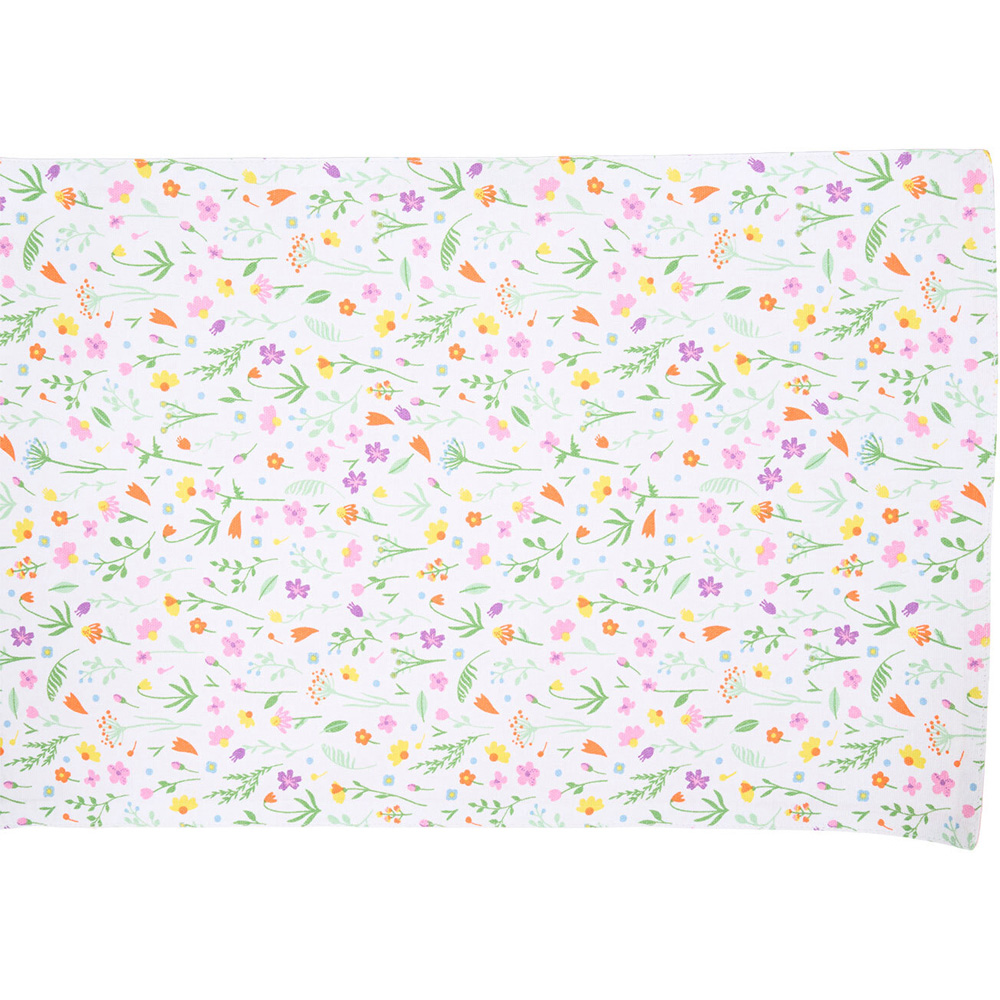 Wildflower Table Runner White Image 4