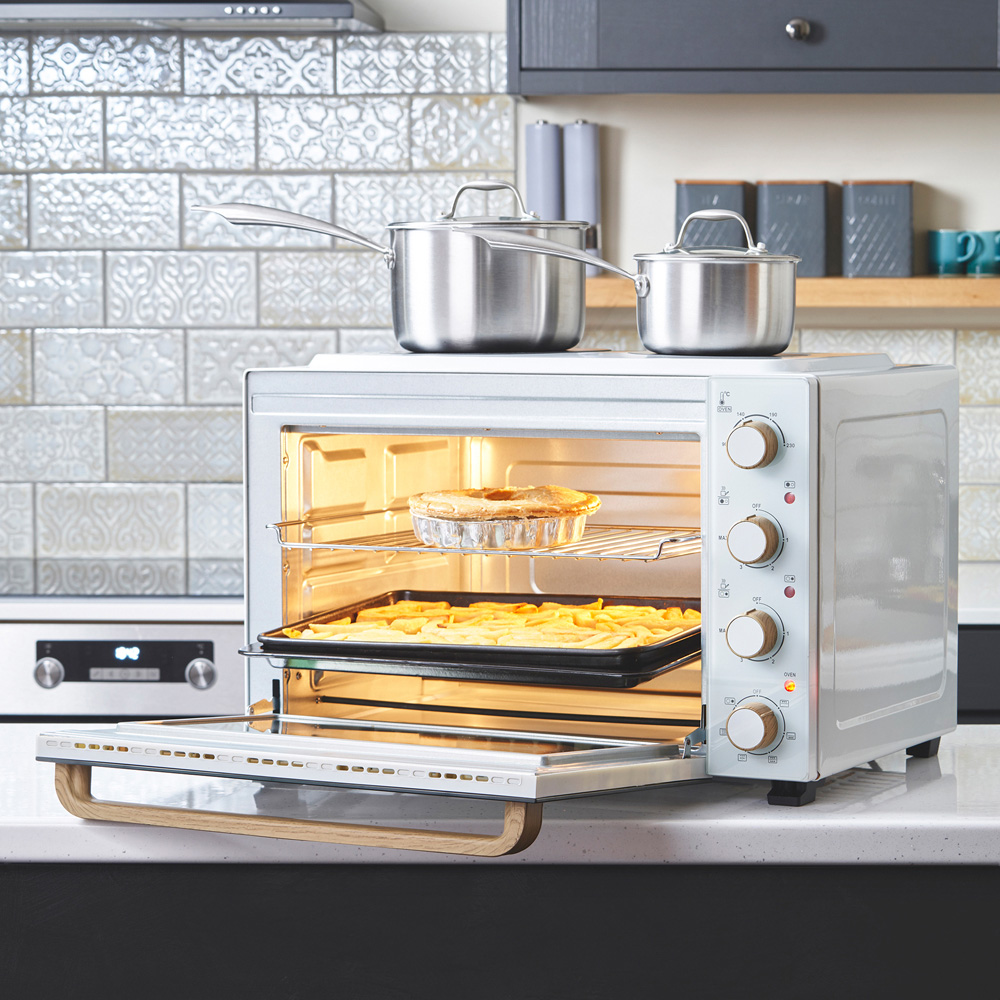 Cooks Professional K410 Nordic White 48L Electric Mini Oven with Ceramic Hobs Image 8