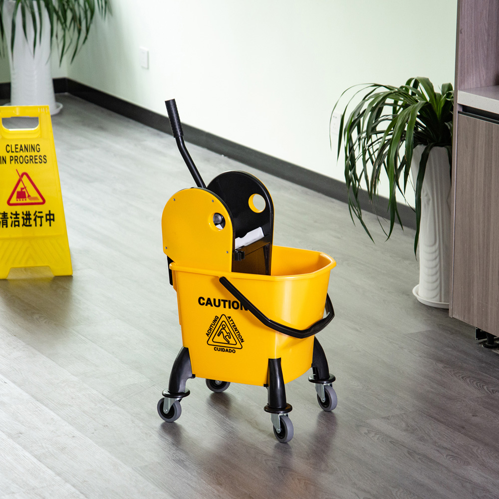 HOMCOM Yellow Mop Bucket and Water Wringer 26L Image 2