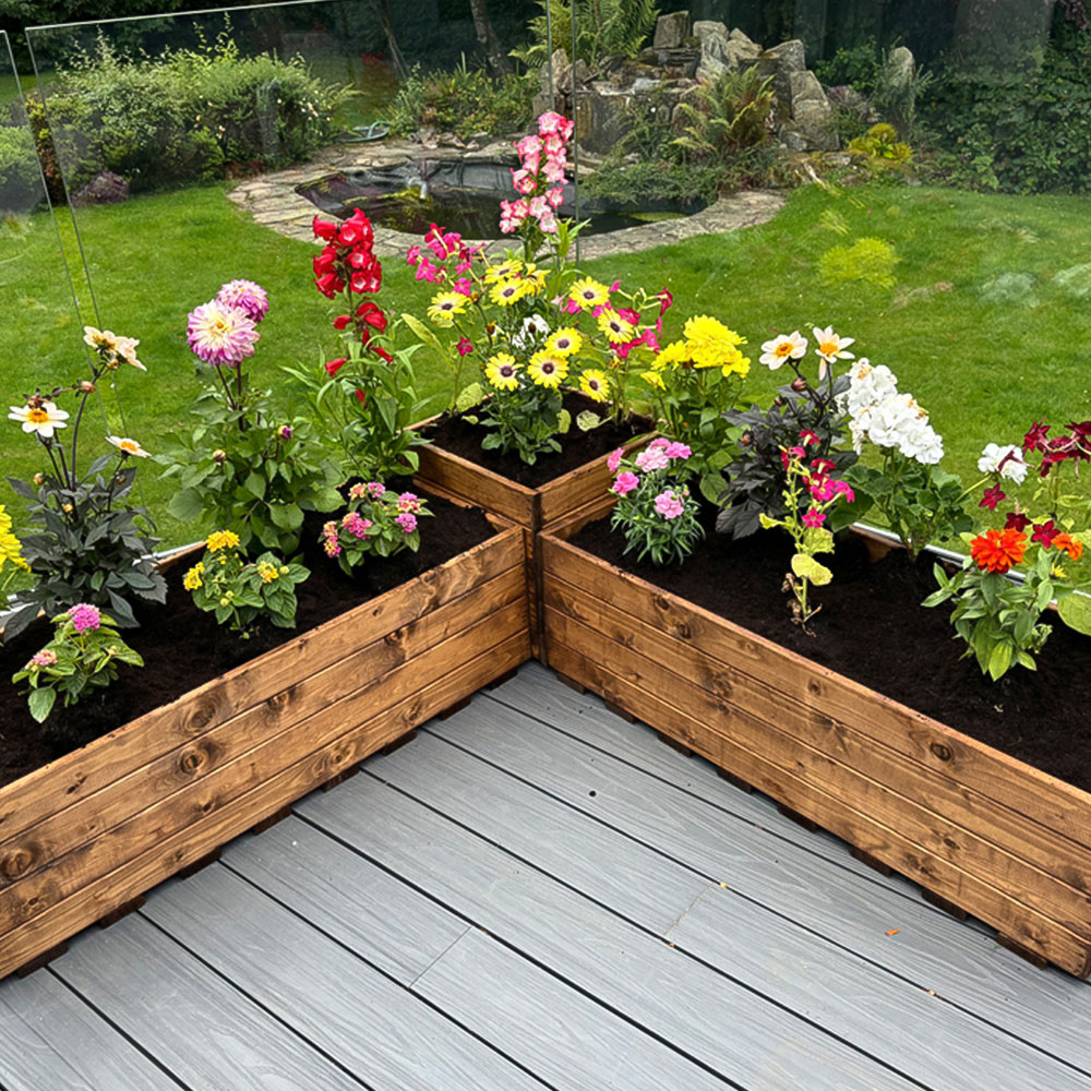Charles Taylor Berwick Corner Planter Set Image 4
