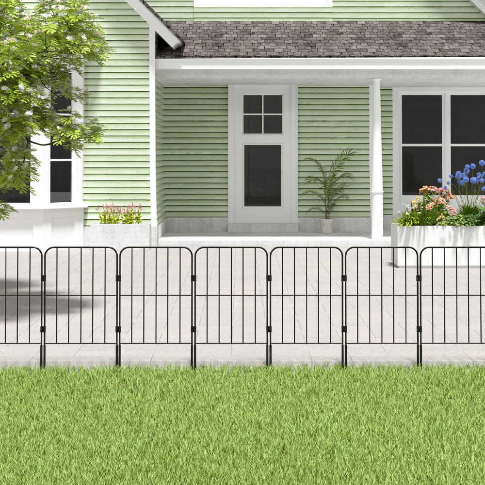 Living and Home Black 31 x 61cm 25 Pack Multipurpose Wrought Iron Garden Fence Image 8