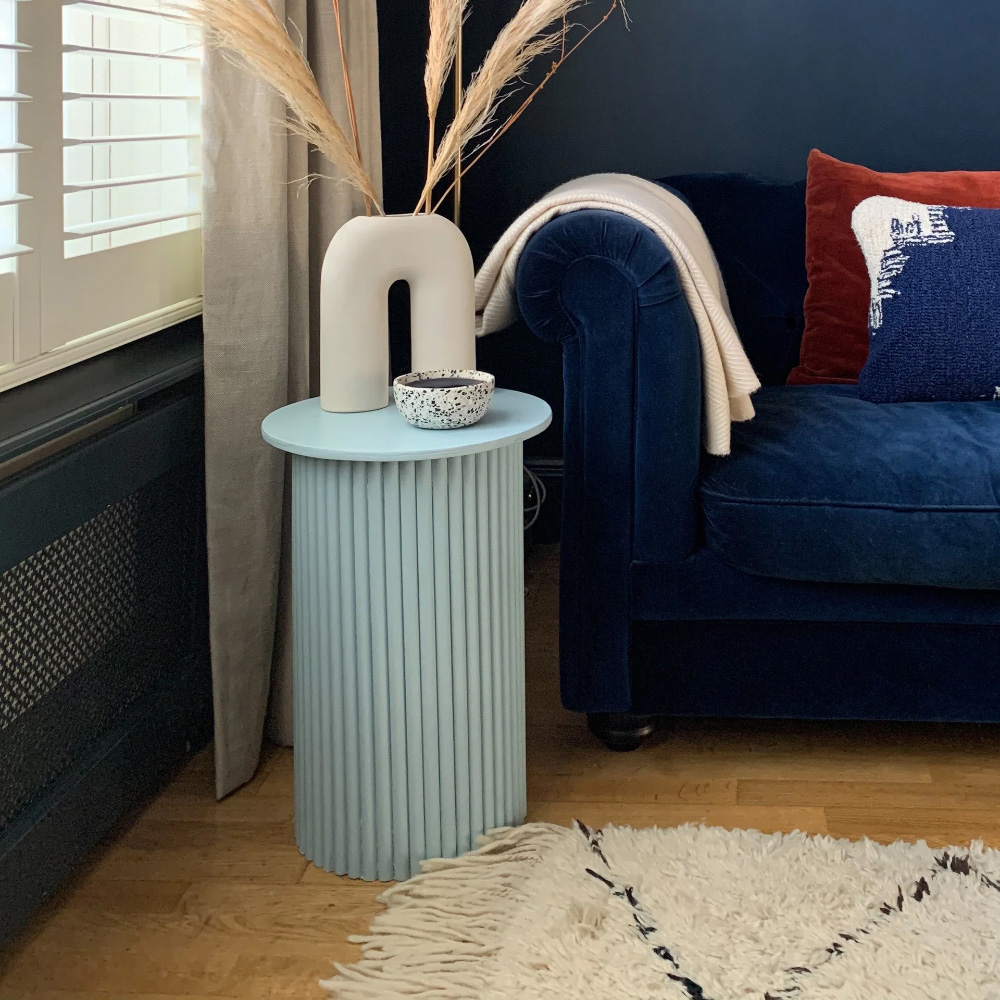 Craig & Rose 1829 Vintage Walls Wood and Metal Swedish Blue Gloss Mixed Paint 2.5L Image 4