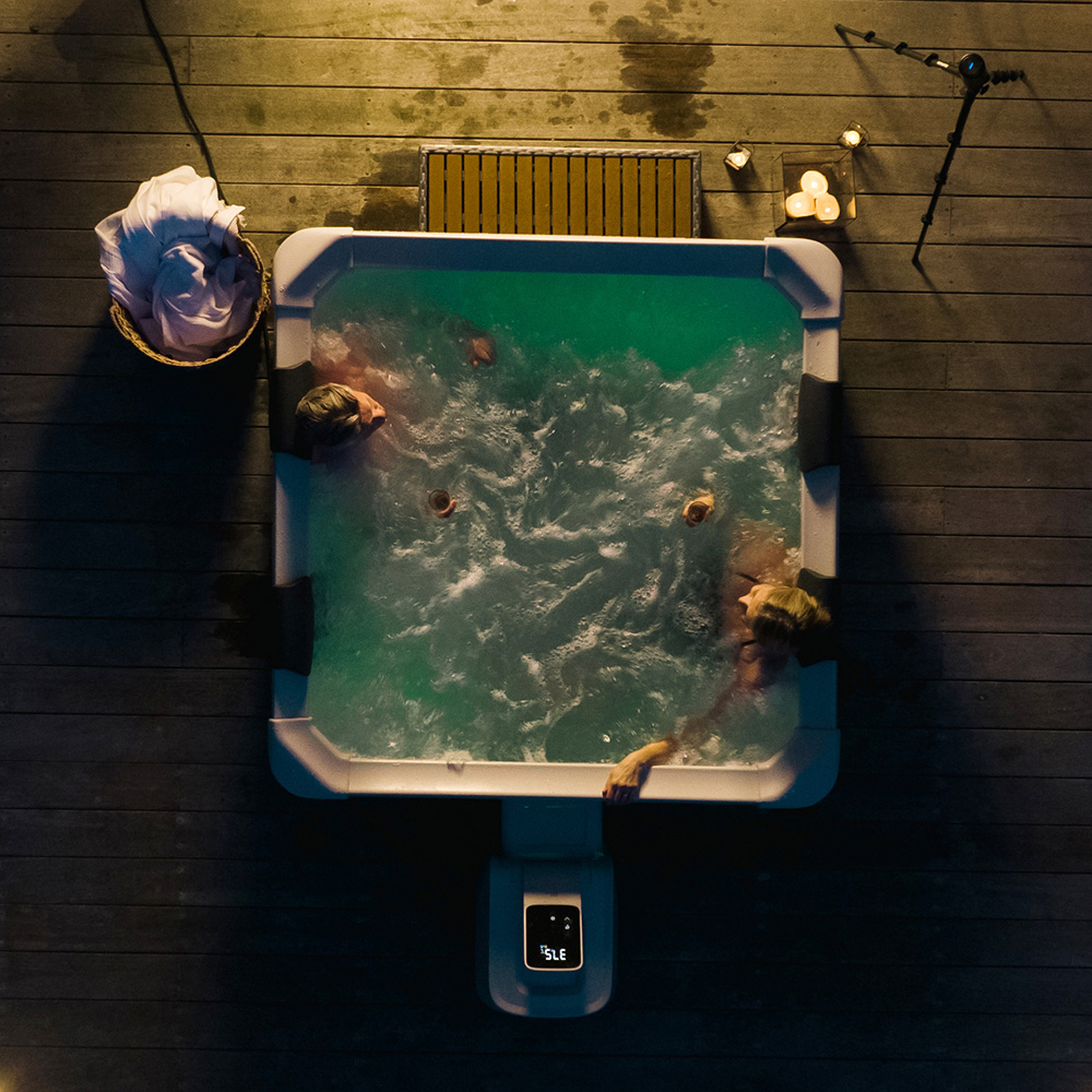 MSpa Oslo 6 Person Grey Rigid-Wall Hot Tub with Smart App Control and Remote-Controlled LED Image 8