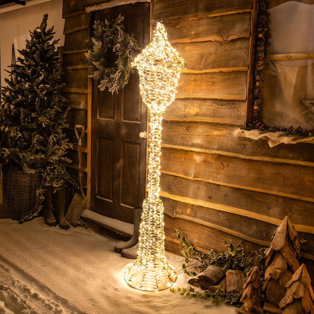 The Christmas Centre 960 Warm White LED Micro Lights Pre-Lit Gold Laser Lit Lamp Post 180cm Image 4