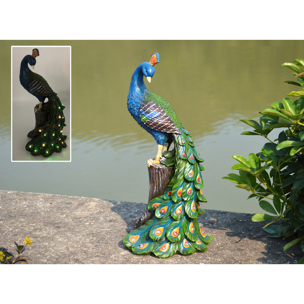 Avilo Solar Peacock Statue Image 3
