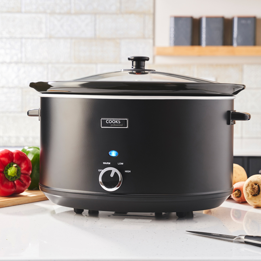 Cooks Professional 8L Black Stainless Steel Slow Cooker with Removable Ceramic Pot Bowl Image 2