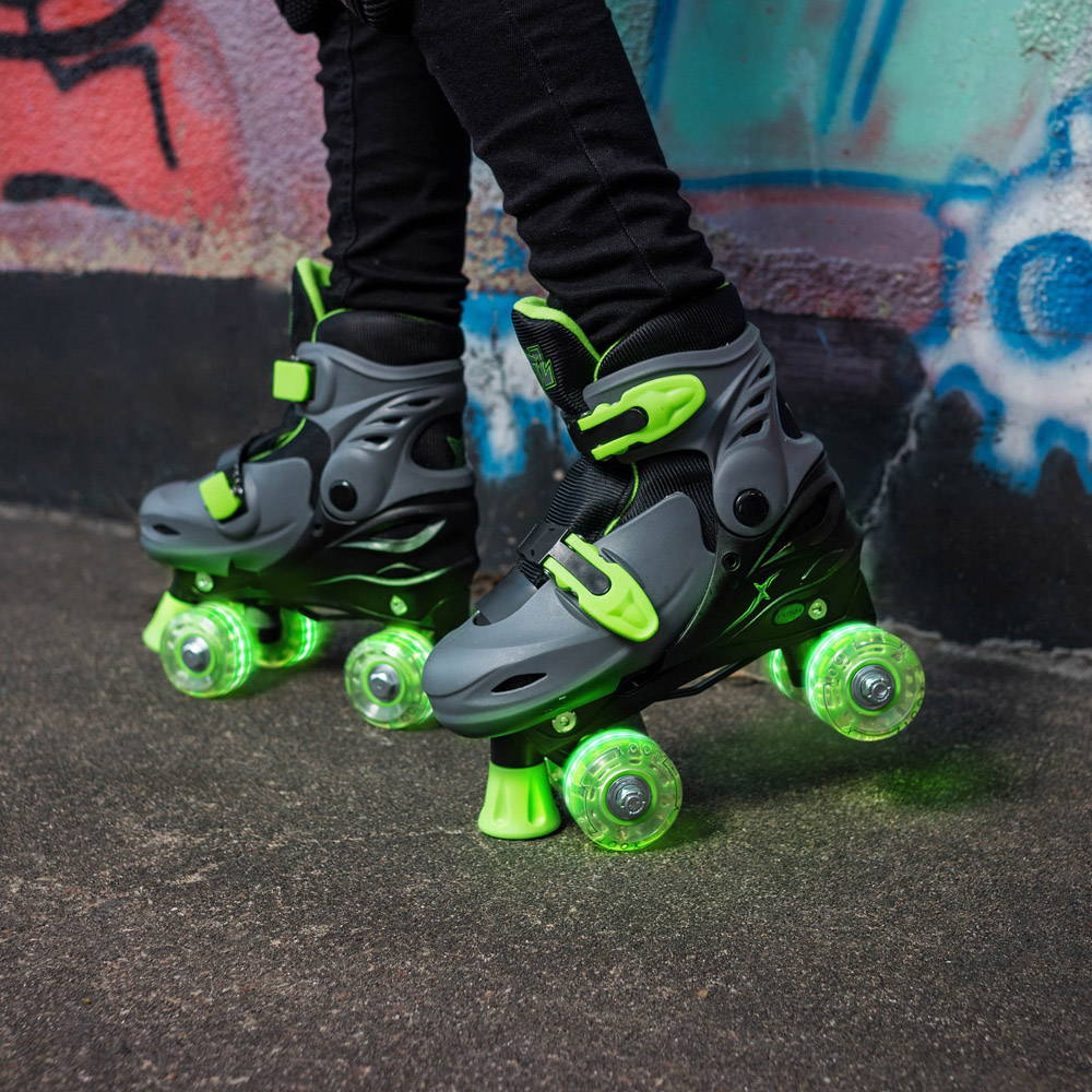 Xootz Green Quad LED Skates Small Image 2