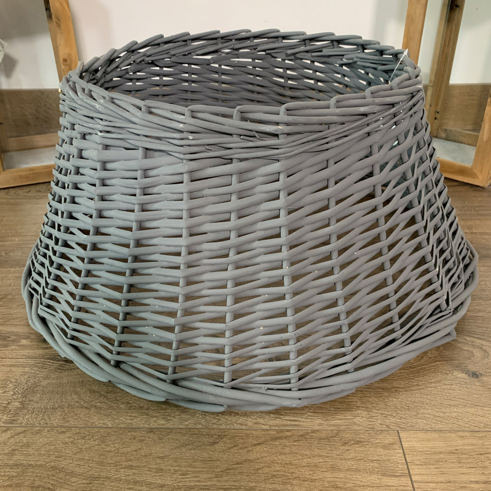 Samuel Alexander Deluxe Medium Dark Grey Wicker Willow Christmas Tree Skirt 28 x 60cm Image 2