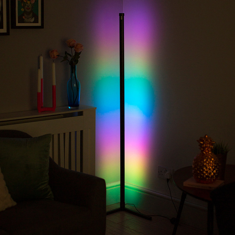 Red5 LED Corner Floor Light Image 4
