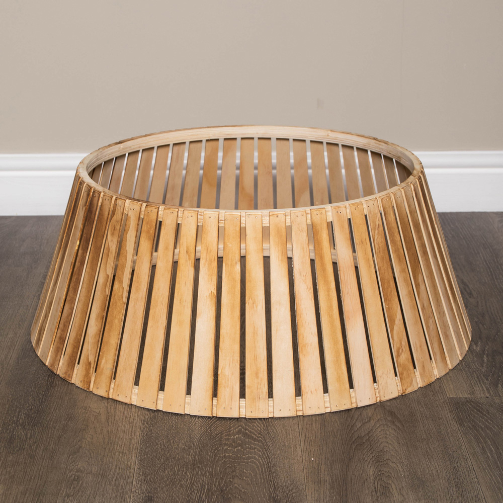 Samuel Alexander Large Wooden Christmas Tree Skirt 25 x 65cm Image 6