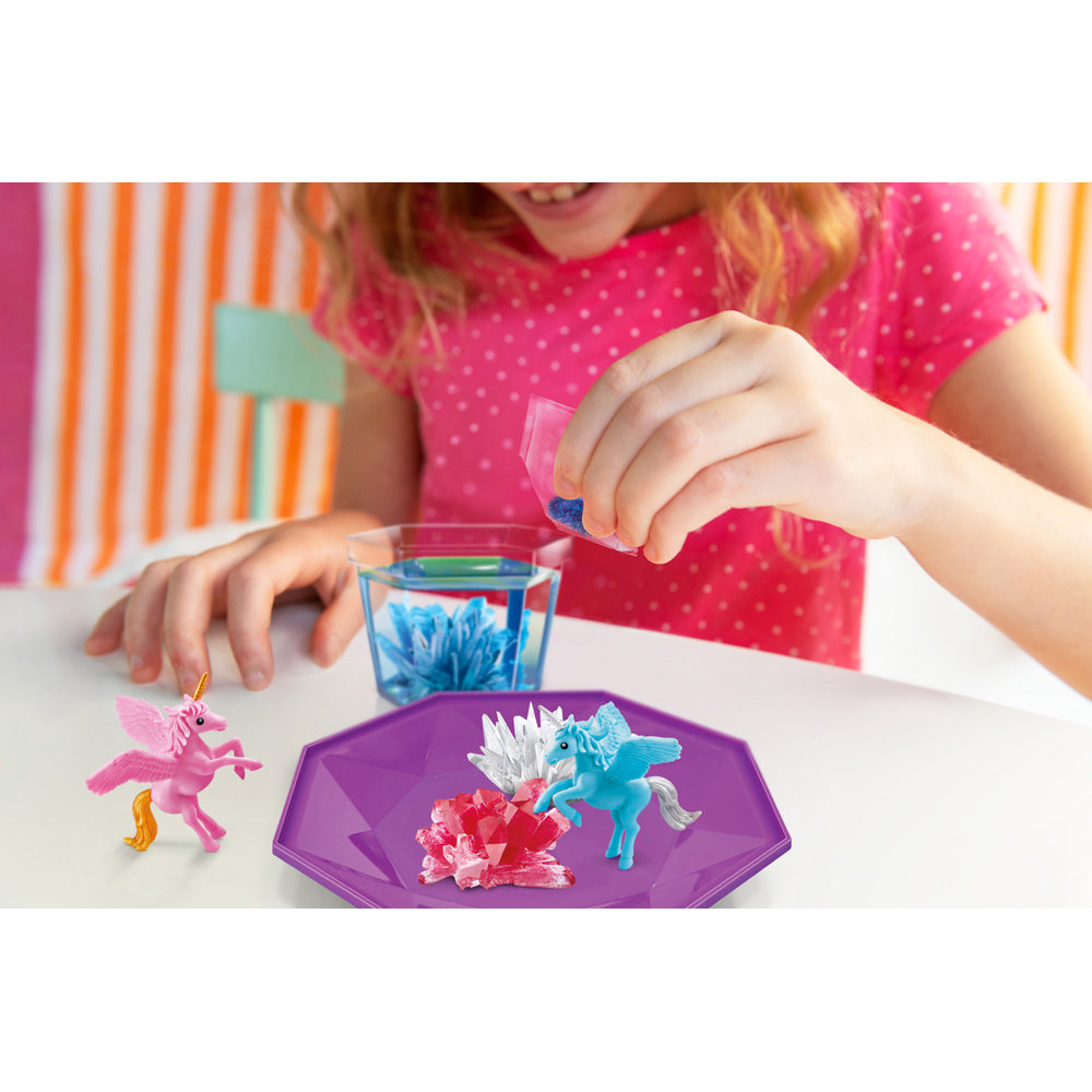 4M Crystal Growing Unicorn Terrarium Image 2