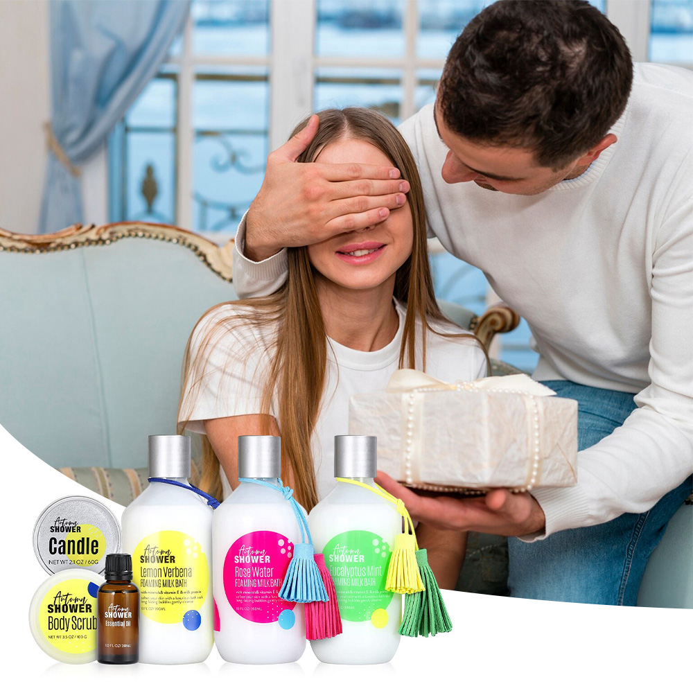 Living and Home Autumn Shower Foaming Bubble Bath Gift Set 6 Piece Image 4