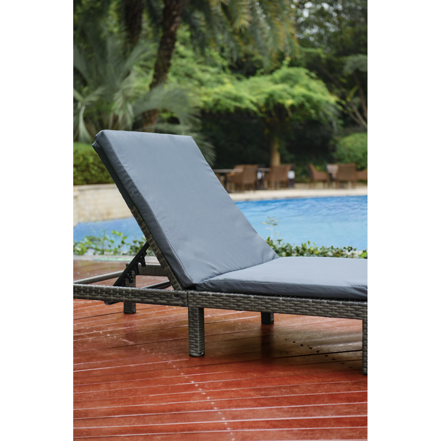 Rattan Adjustable Sun Patio Lounger Image 2