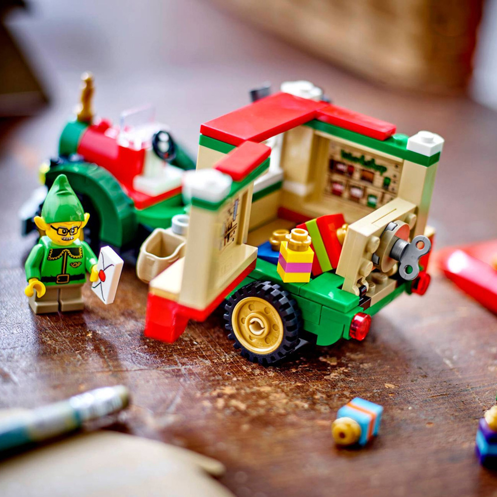 LEGO 40746 Santa's Delivery Truck Set 224 Piece Image 5