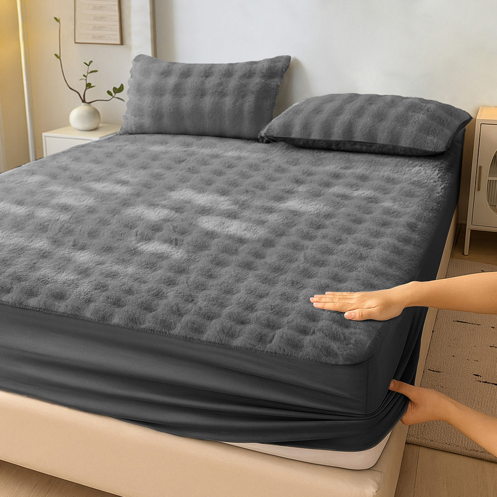 Sweet Dreams Alpine Double Charcoal Faux Fur Fitted Sheet Image 2