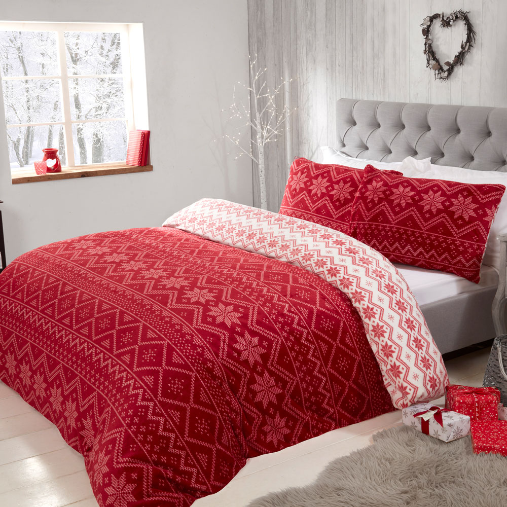 Smart Living Single Red Fairisle Fleece Duvet Set Image 1
