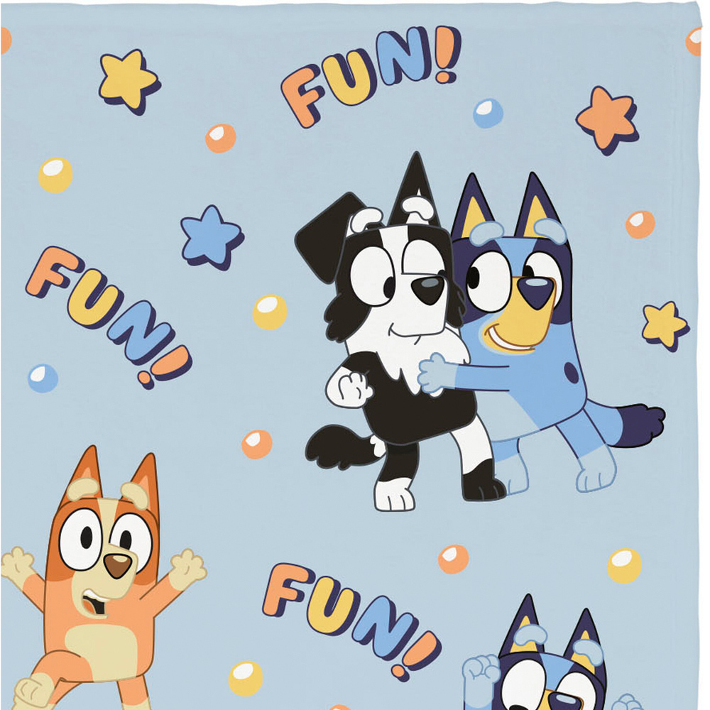 Bluey Fun Friends Throw Blue Image 3