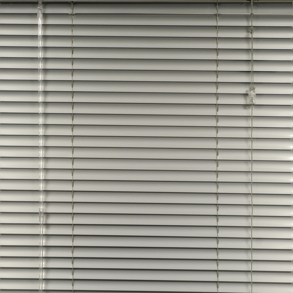 Aluminium Venetian Blind - Silver / 210cm / 45cm Image 1
