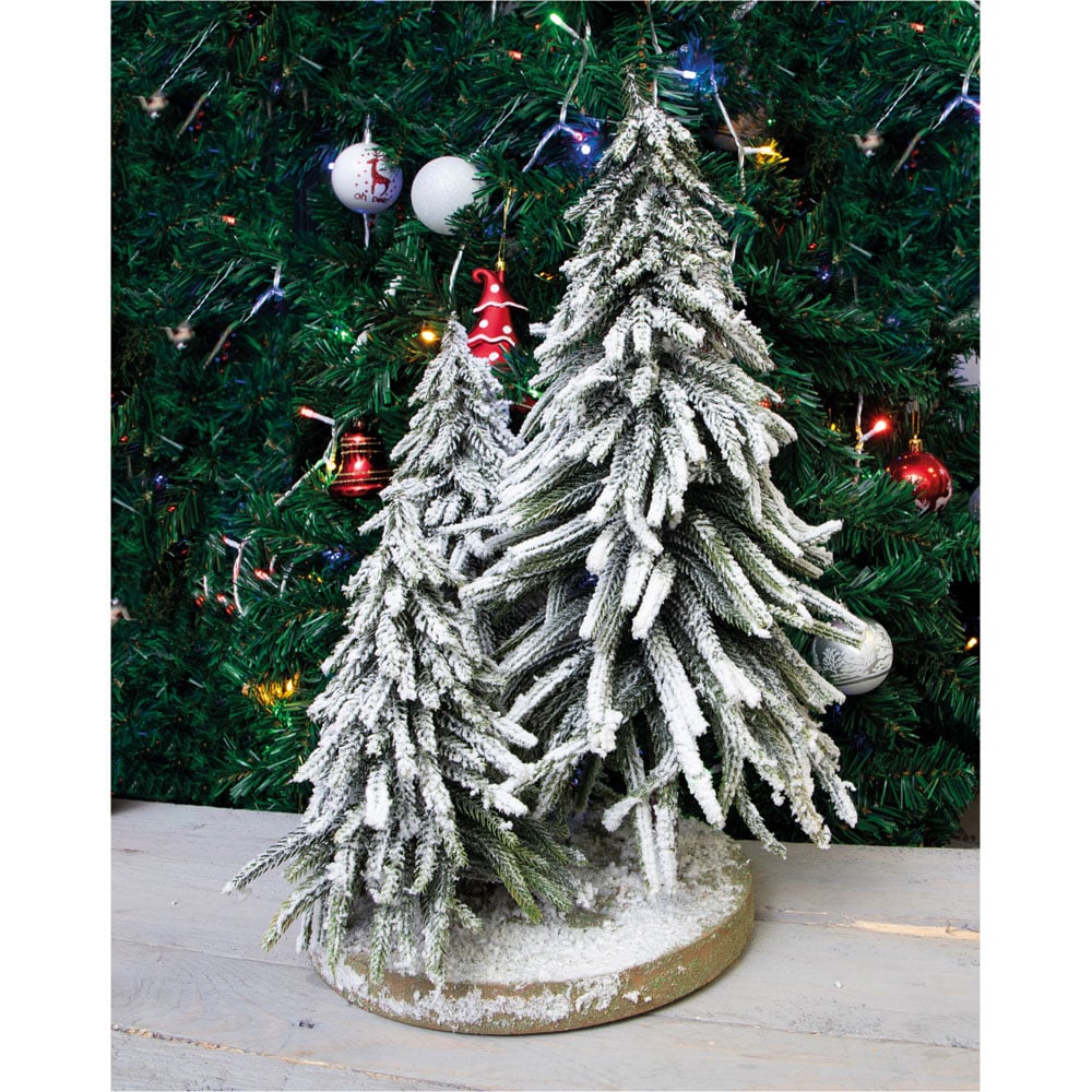 St Helens 3 Tree Snow Finish Decorative Christmas Display Image 4