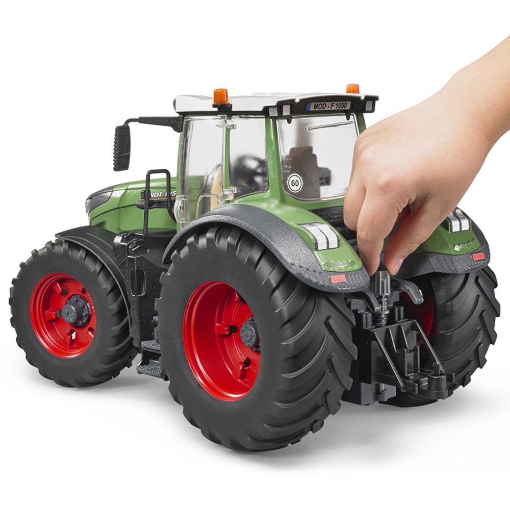 Bruder Kids Fendt 1050 Vario Playset Model Image 6