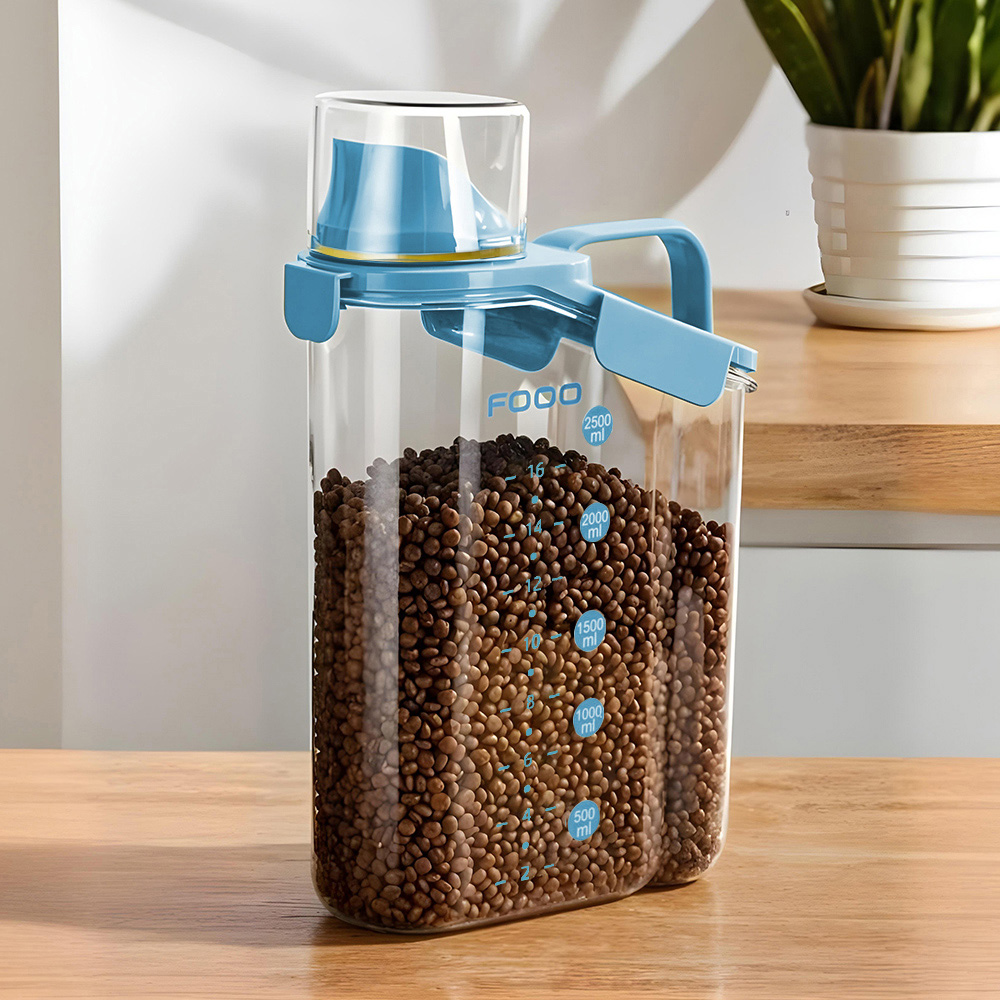 Living and Home Blue and Clear Airtight Food Storage Container 2.8L Image 6