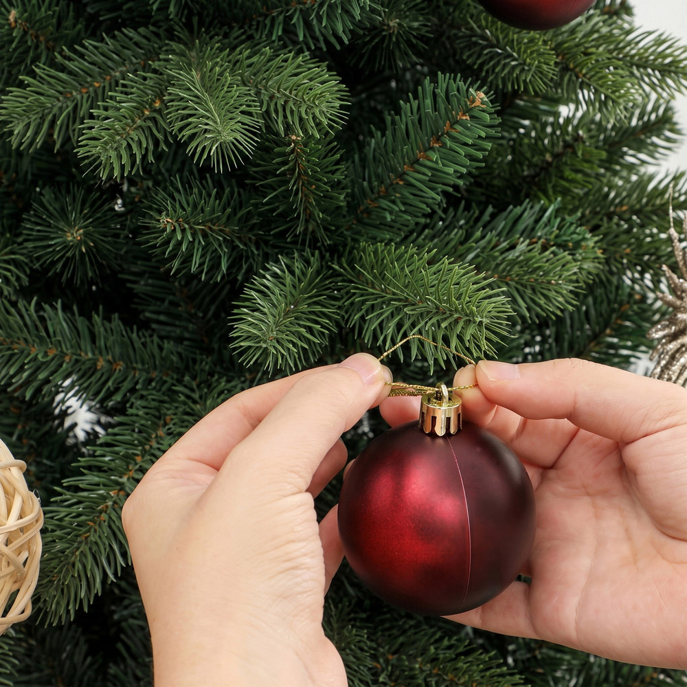 HOMCOM Hinged Branches Artificial Christmas Tree with 2080 Branch Tips and Metal Base 7ft Image 5