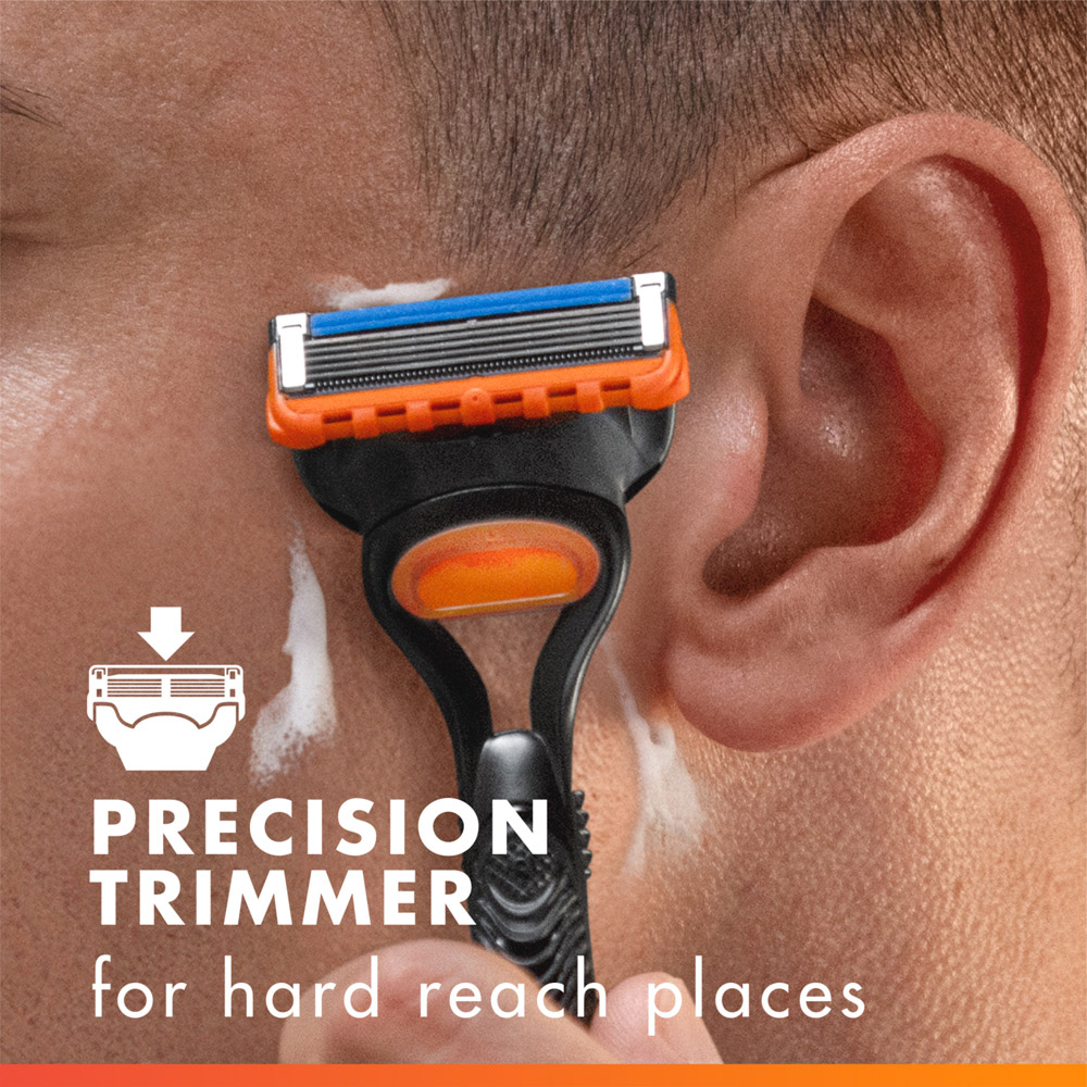 Gillette Fusion5 UEFA Champions League 6 Piece Shaving Kit Image 8