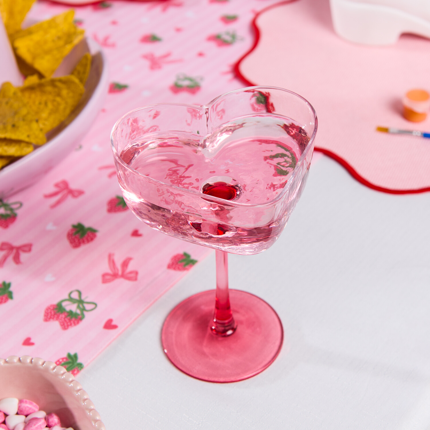 Heart Shape Champagne Coupe Pink Image 2