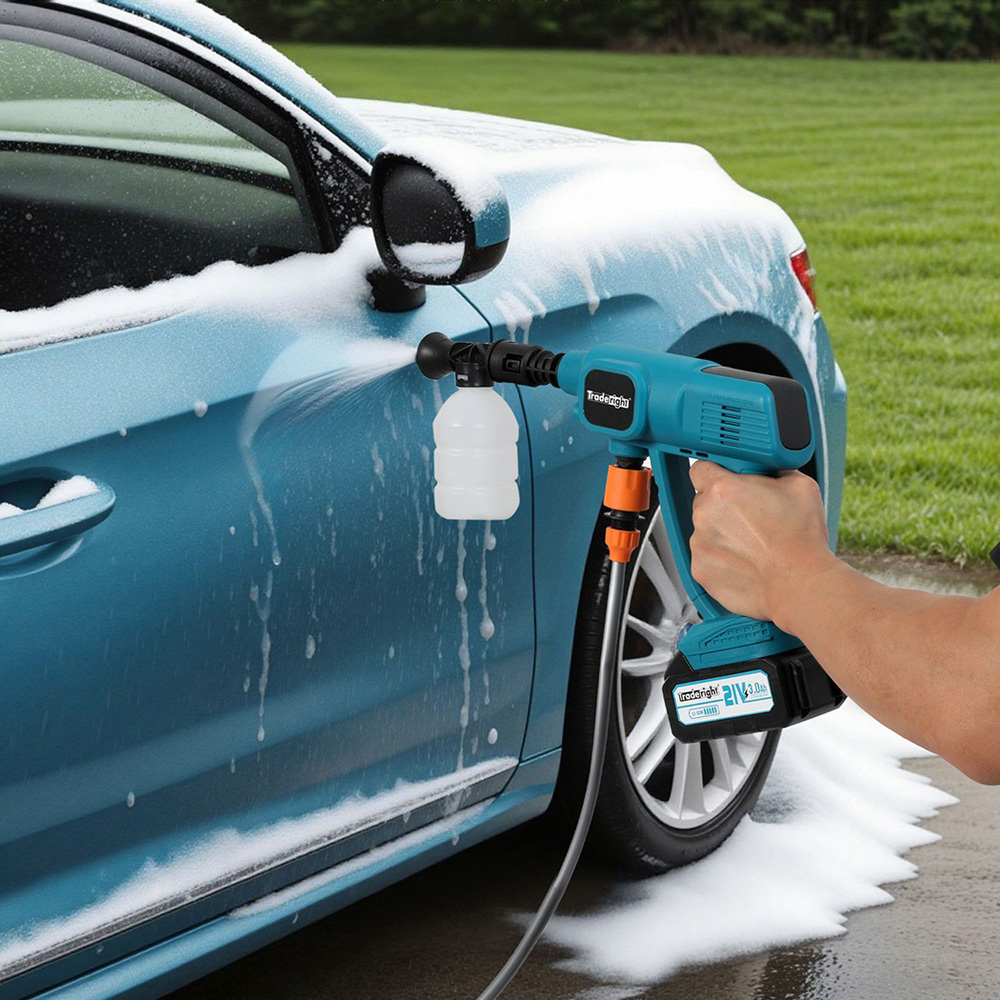 Traderight HW0296-UK 50 Bar Cordless Handheld Car Pressure Washer with Accessories Image 3