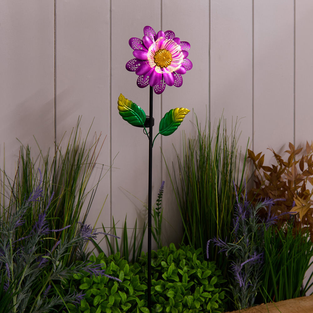 Solar Operated Floral Stake Light Image 5