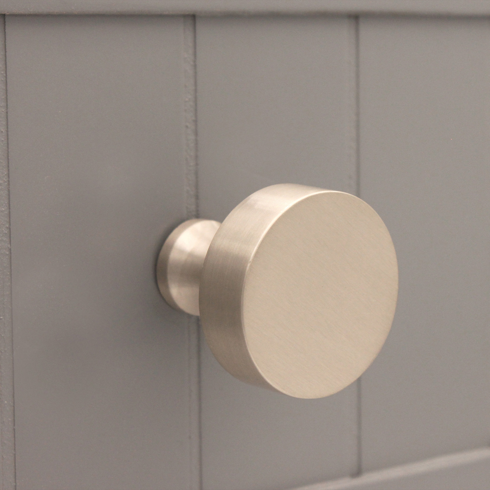 Spira Brass Satin Silver Round 38mm Cupboard Knob Image 2