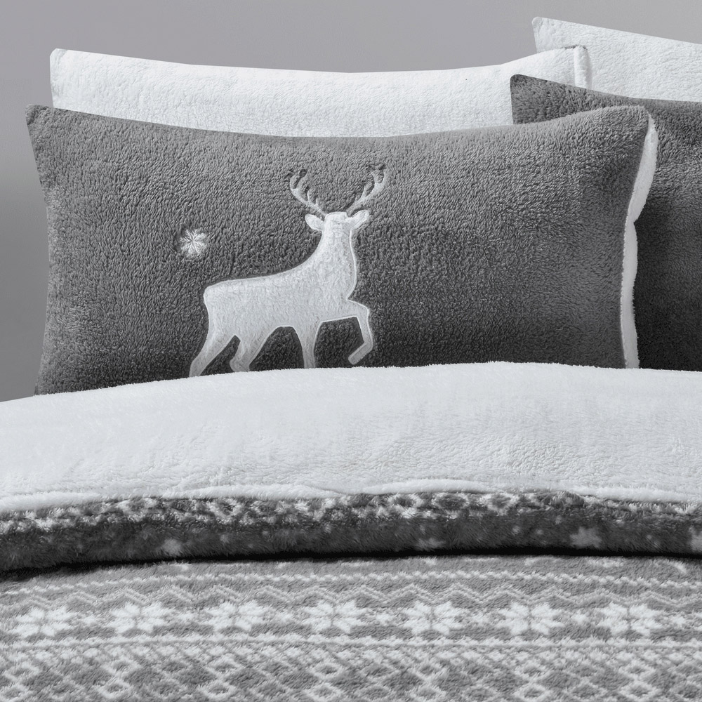 Velosso Super King Size Grey Nordic Teddy Fleece Duvet Set Image 3