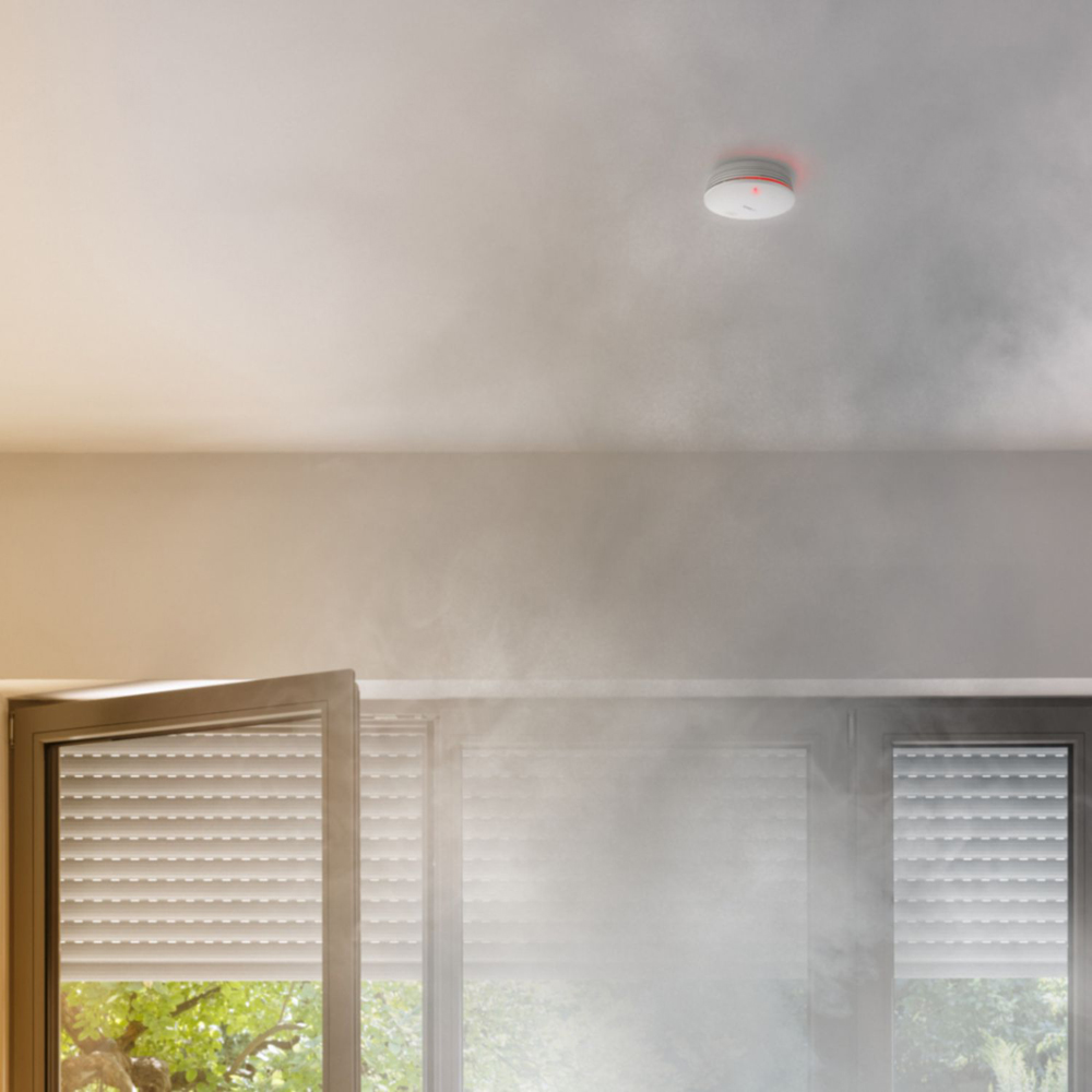 Bosch White Smart Wireless Home Smoke Alarm II Image 5