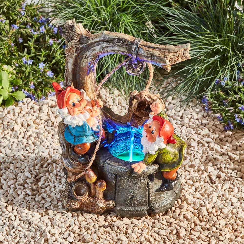 Garden Gear Serenity Gnome Wishing Well Water Feature Image 3