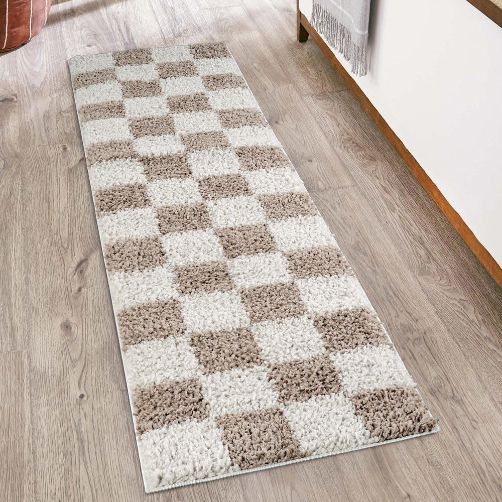 Desire Rugs Chester Beige Shaggy Checkered Rug 60 x 220cm Image 2