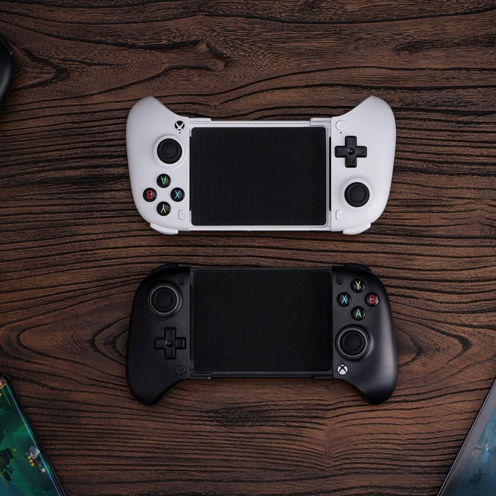 8BitDo Ultimate Black Wireless Stretchable Xbox Mobile Gaming Controller Image 2