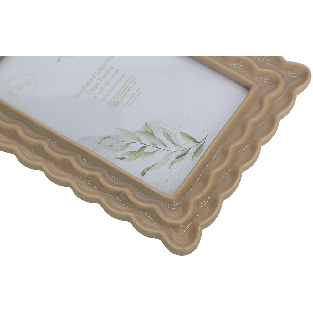 Scalloped Layered Edge Photo Frame Image 3