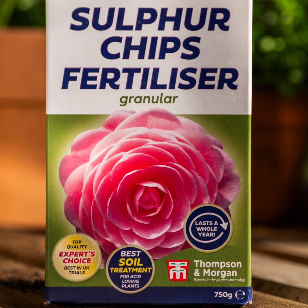Thompson and Morgan Chempak Sulphur Chips Fertiliser 750g Image 2