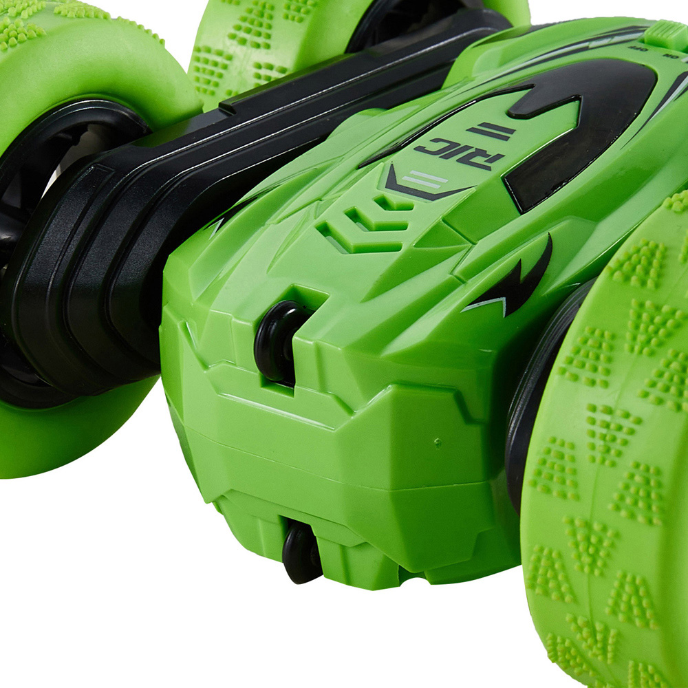 Living and Home Green 2.4G RC Stunt Car Toy Image 8