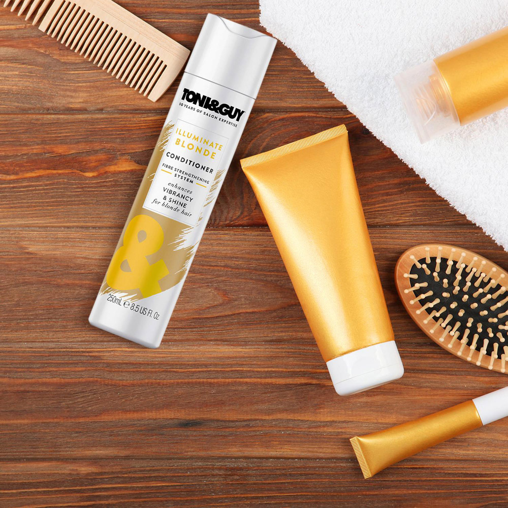 Toni & Guy Illuminate Blonde Conditioner 250ml 6 Pack Image 8