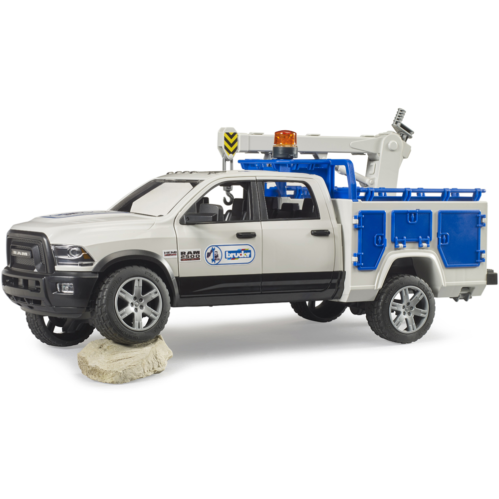 Bruder RAM 2500 Service Truck with Rotating Beacon Light and Extendable Assembly Crane Image 6