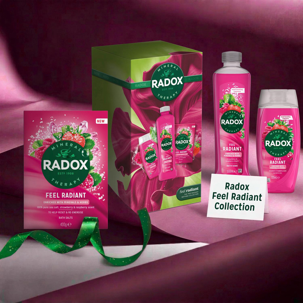 Radox Feel Radiant Collection 3 Piece Gift Set 3 Pack Image 2