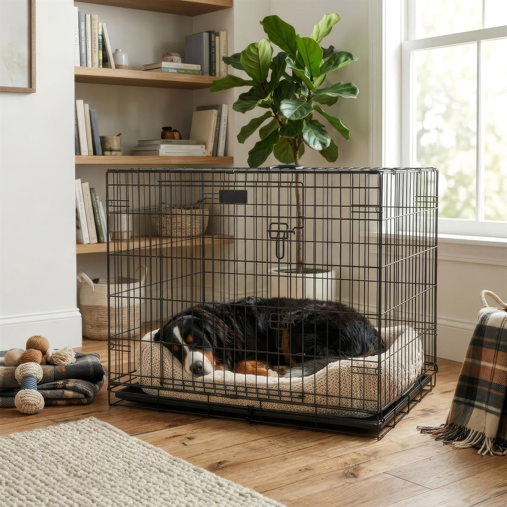 Harbour Housewares 2 Door Metal Dog Crate with Removable Tray Image 3