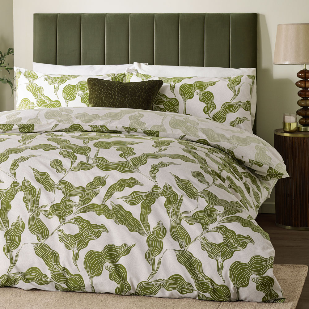 Hoem Double Lauro Green Printed 144 Thread Count Reversible Duvet Set Image 3