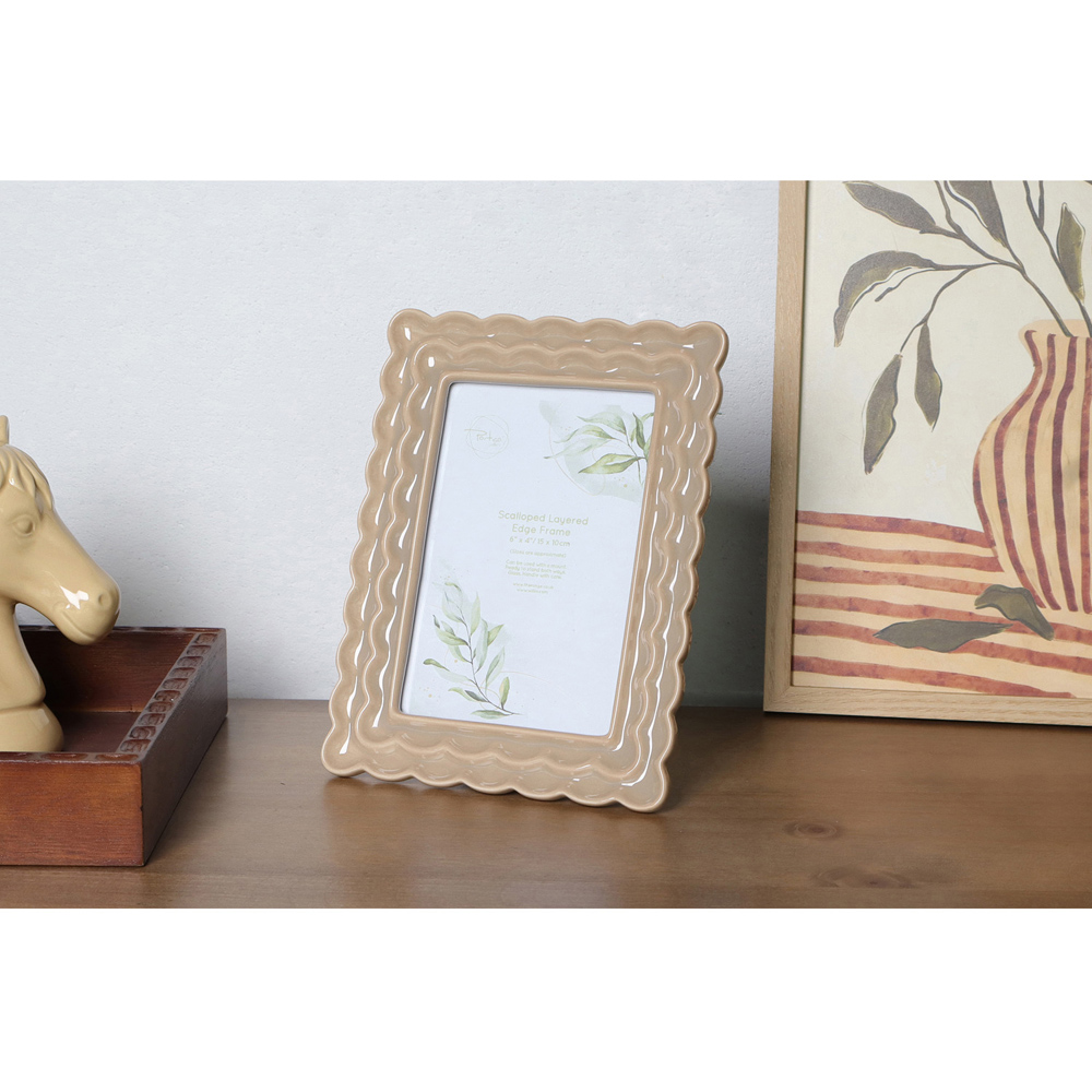 Scalloped Layered Edge Photo Frame Image 2