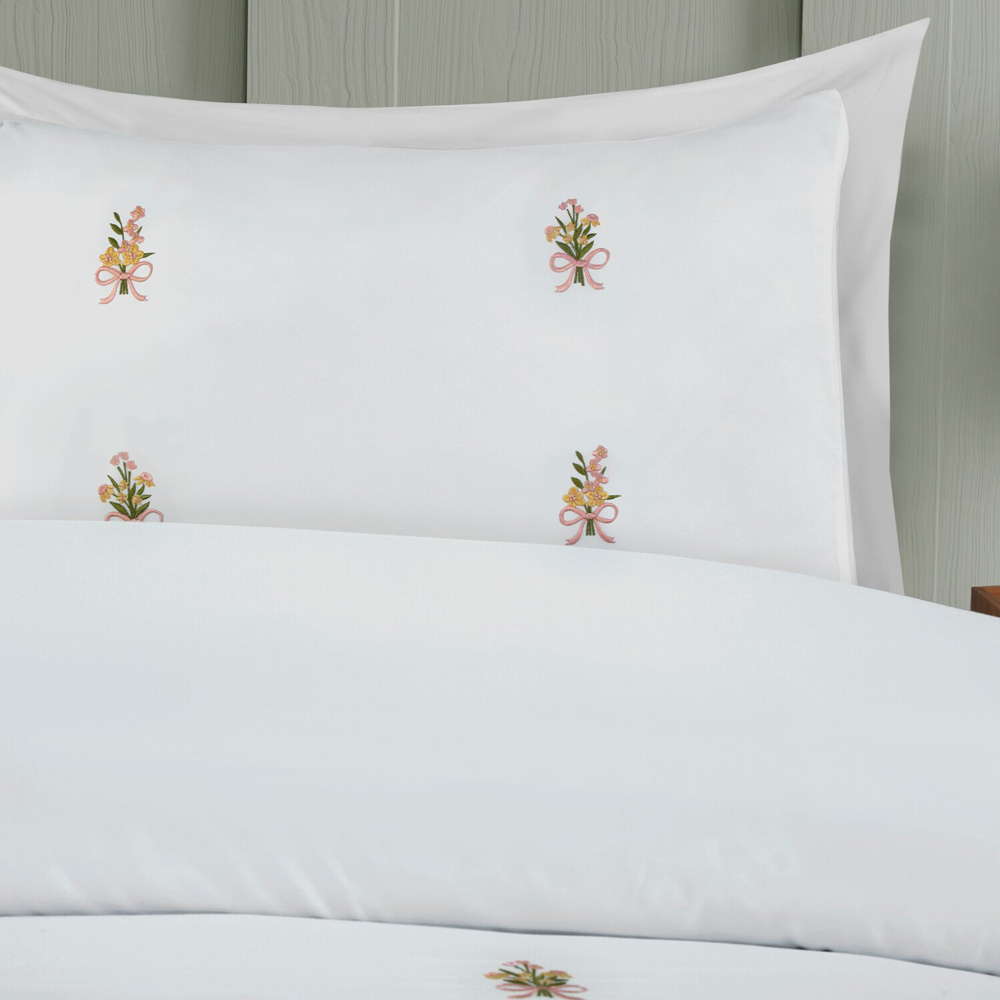 Yasmin Embroidered Duvet Set White Superking Image 5